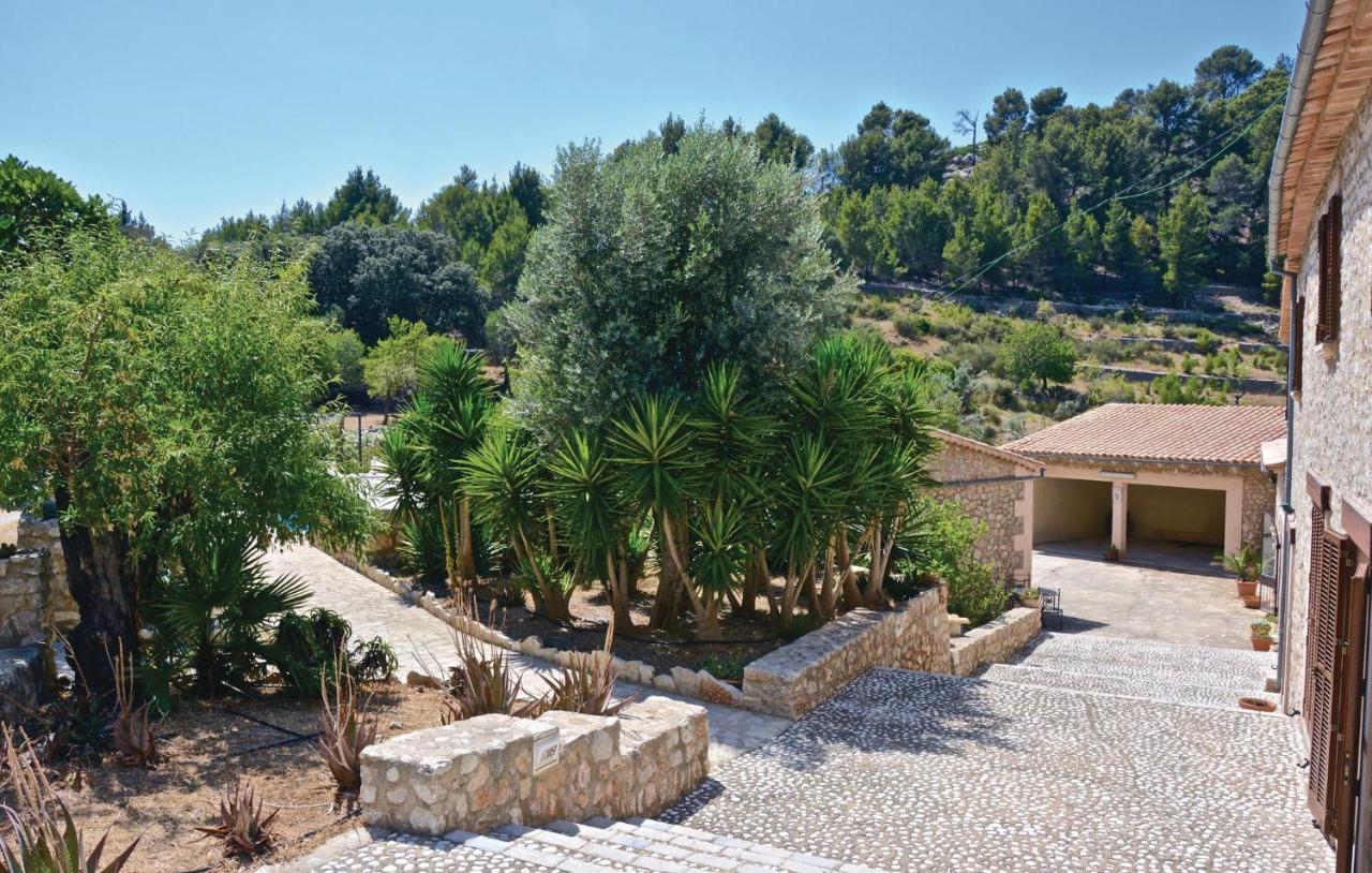6 Bedroom Amazing Home In Estellencs *