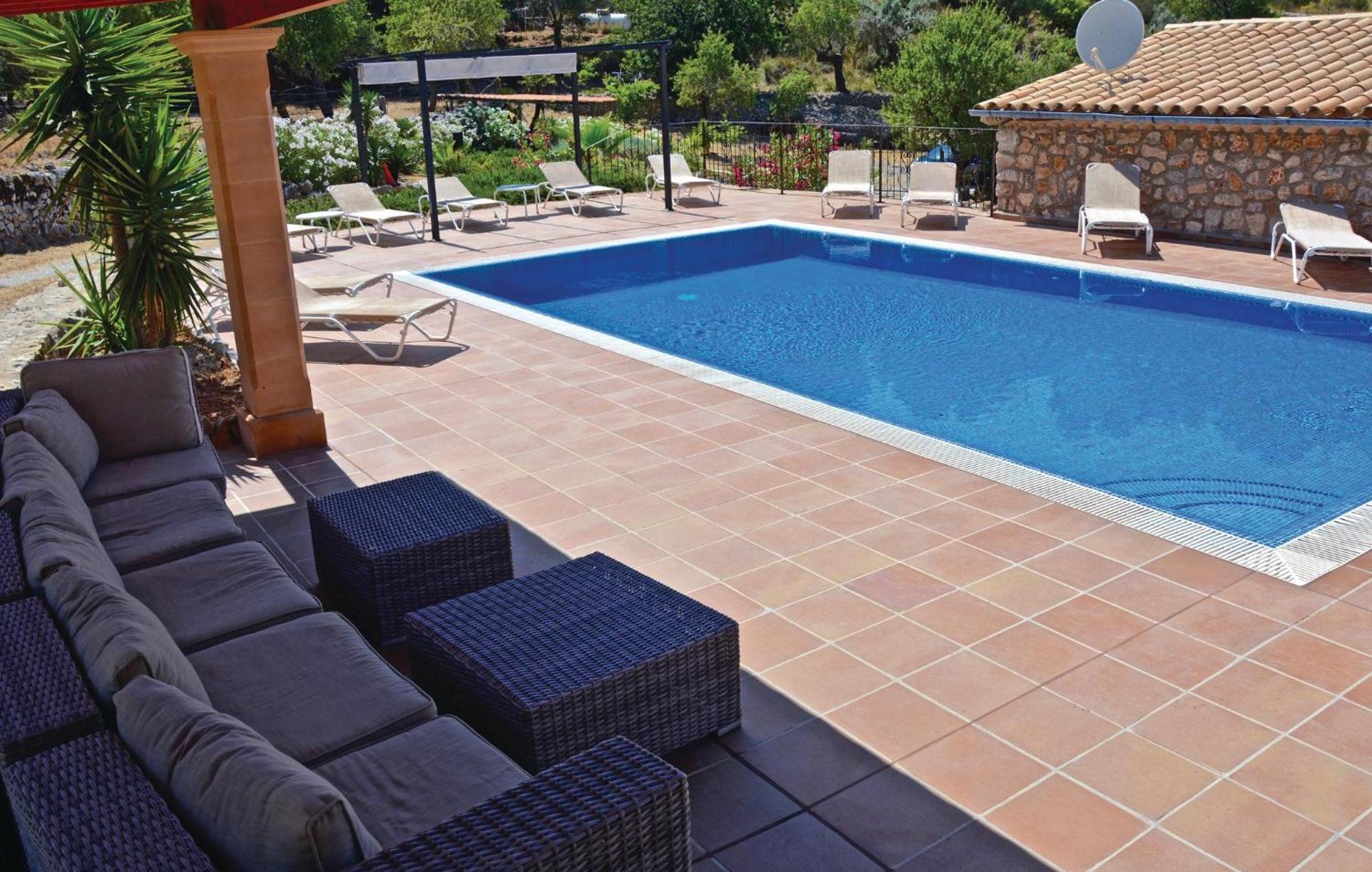 Hébergement de vacances 6 Bedroom Amazing In Estellencs (Mallorca)