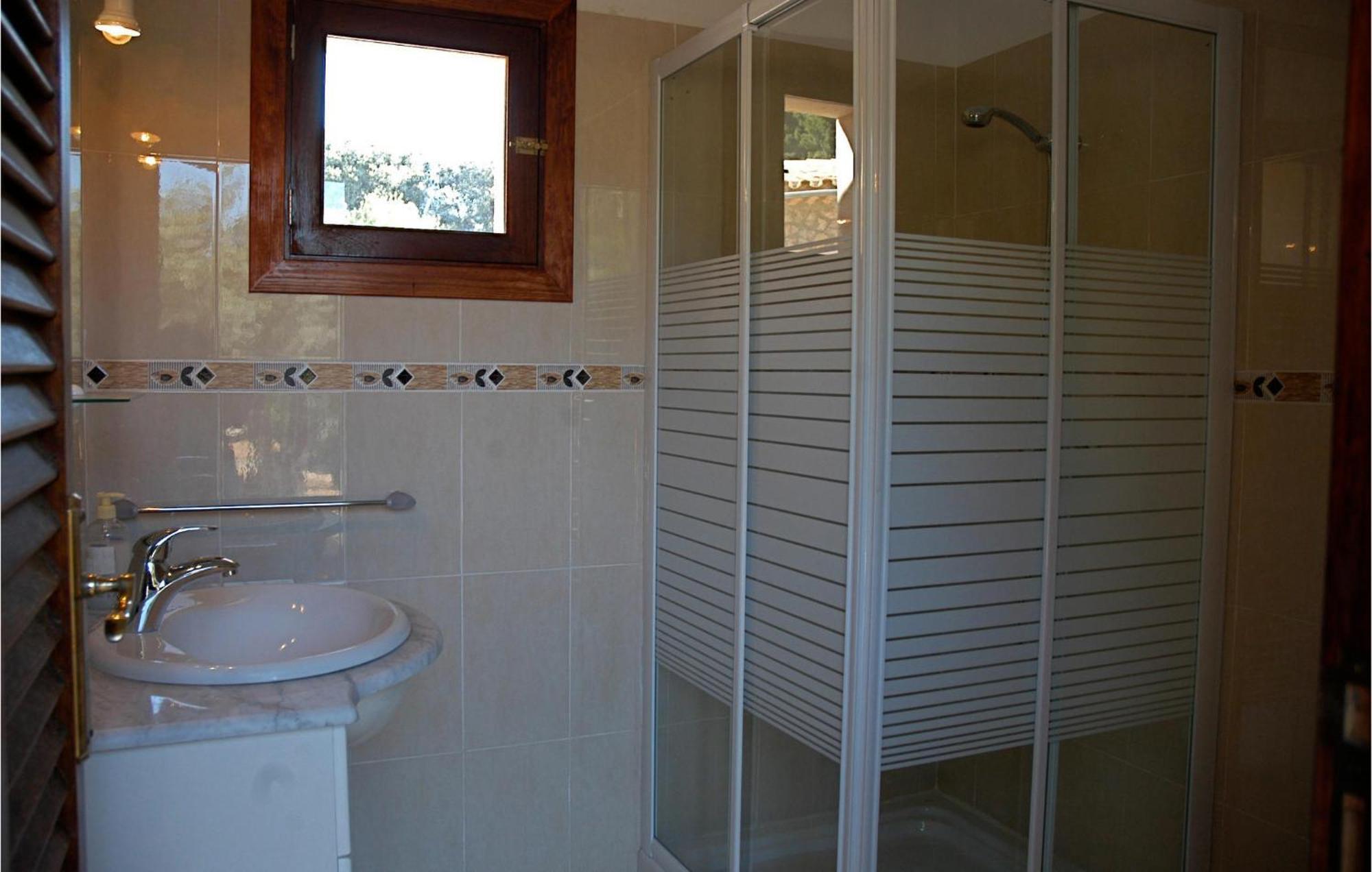Hébergement de vacances 6 Bedroom Amazing In Estellencs (Mallorca)
