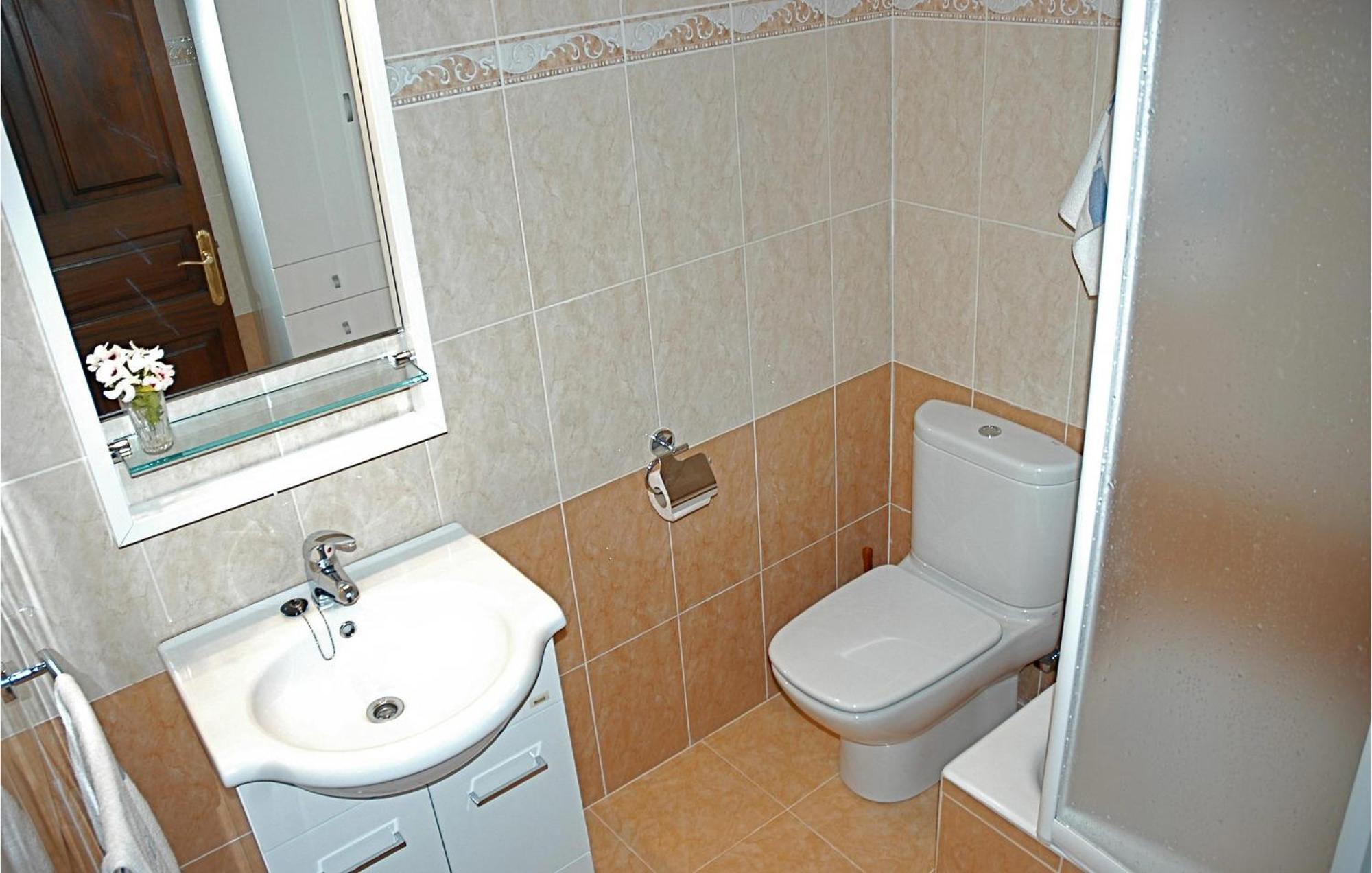 Hébergement de vacances 6 Bedroom Amazing In Estellencs (Mallorca)